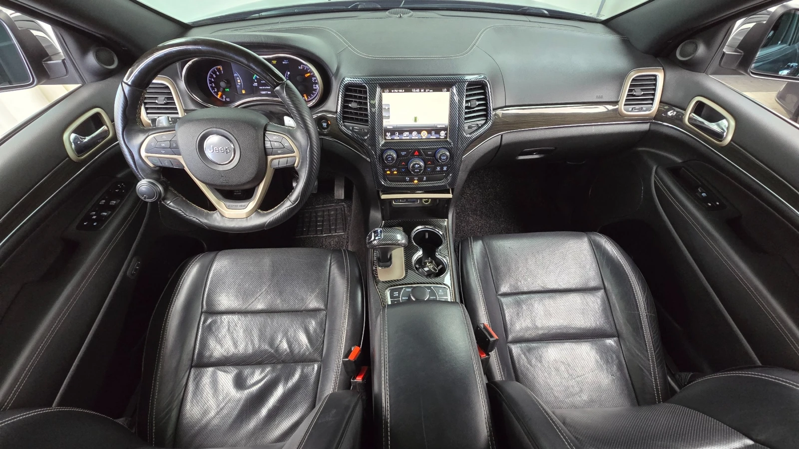 Jeep Grand cherokee OVERLAND* ФИКСИРАНА ЦЕНА* , снимка 7 - Автомобили и джипове - 55694226