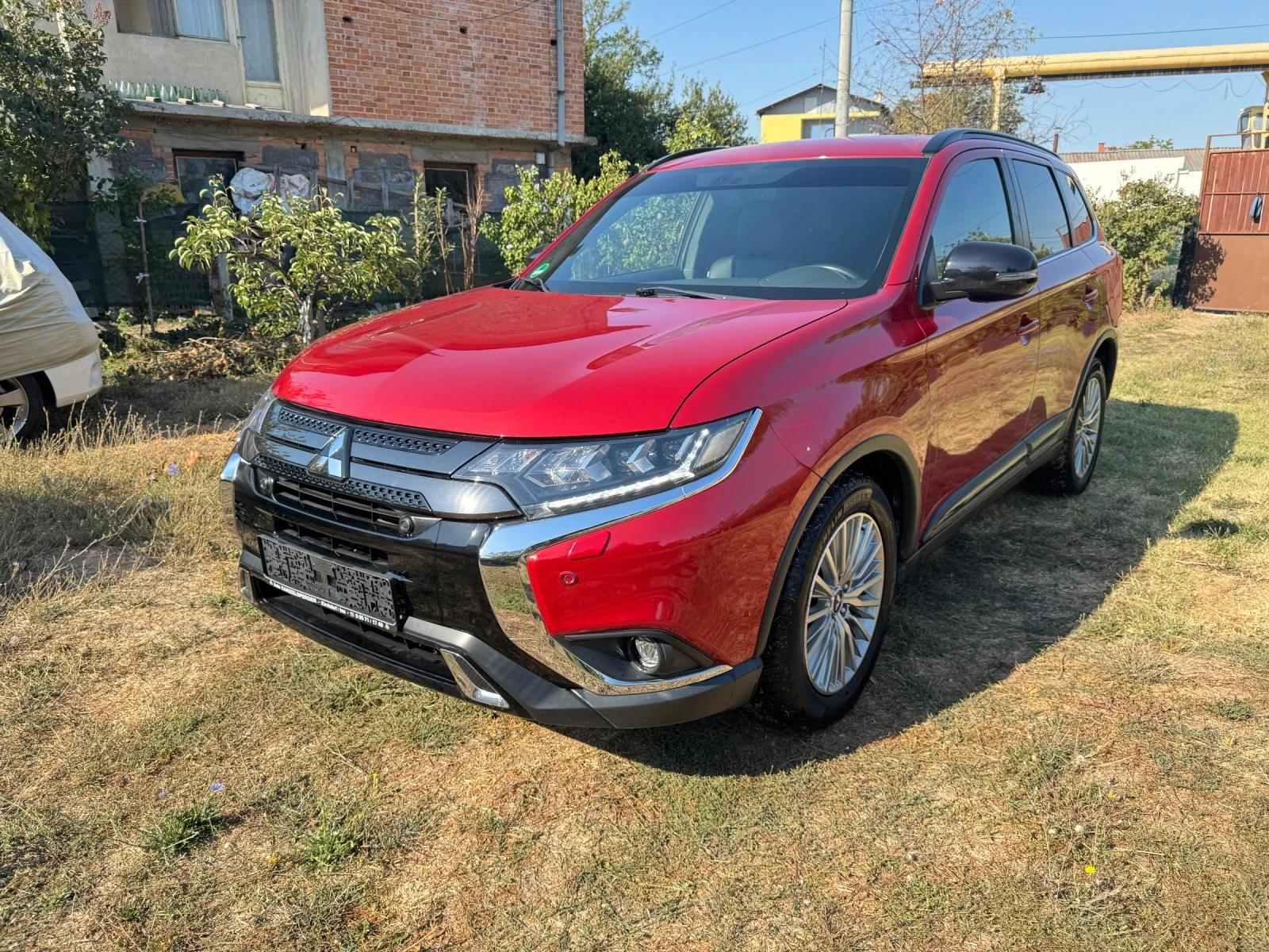Mitsubishi Outlander Full led , снимка 2 - Автомобили и джипове - 56017766