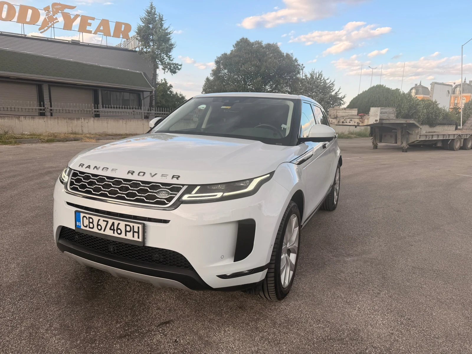 Land Rover Range Rover Evoque, снимка 16 - Автомобили и джипове - 56351059
