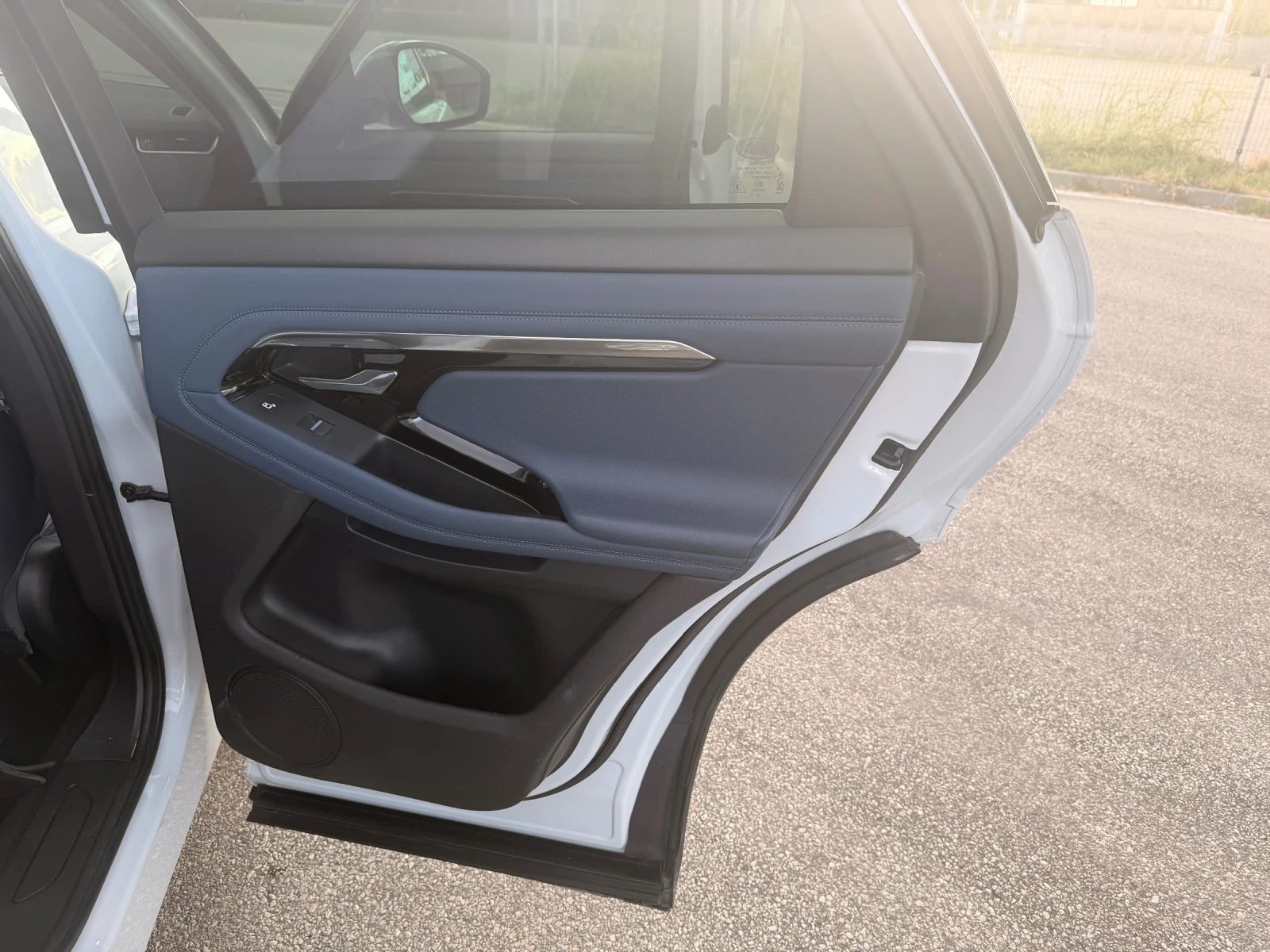 Land Rover Range Rover Evoque, снимка 7 - Автомобили и джипове - 56351059