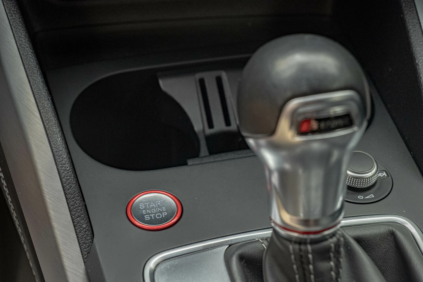 Audi Q2 SQ2/2.0TFSI/Bang&Olufsen/HuD/Virtual/Dist./Side As | Mobile.bg � ����������� 14