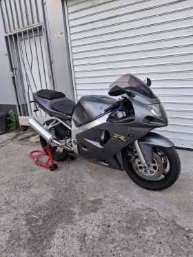 ������ Suzuki Gsxr