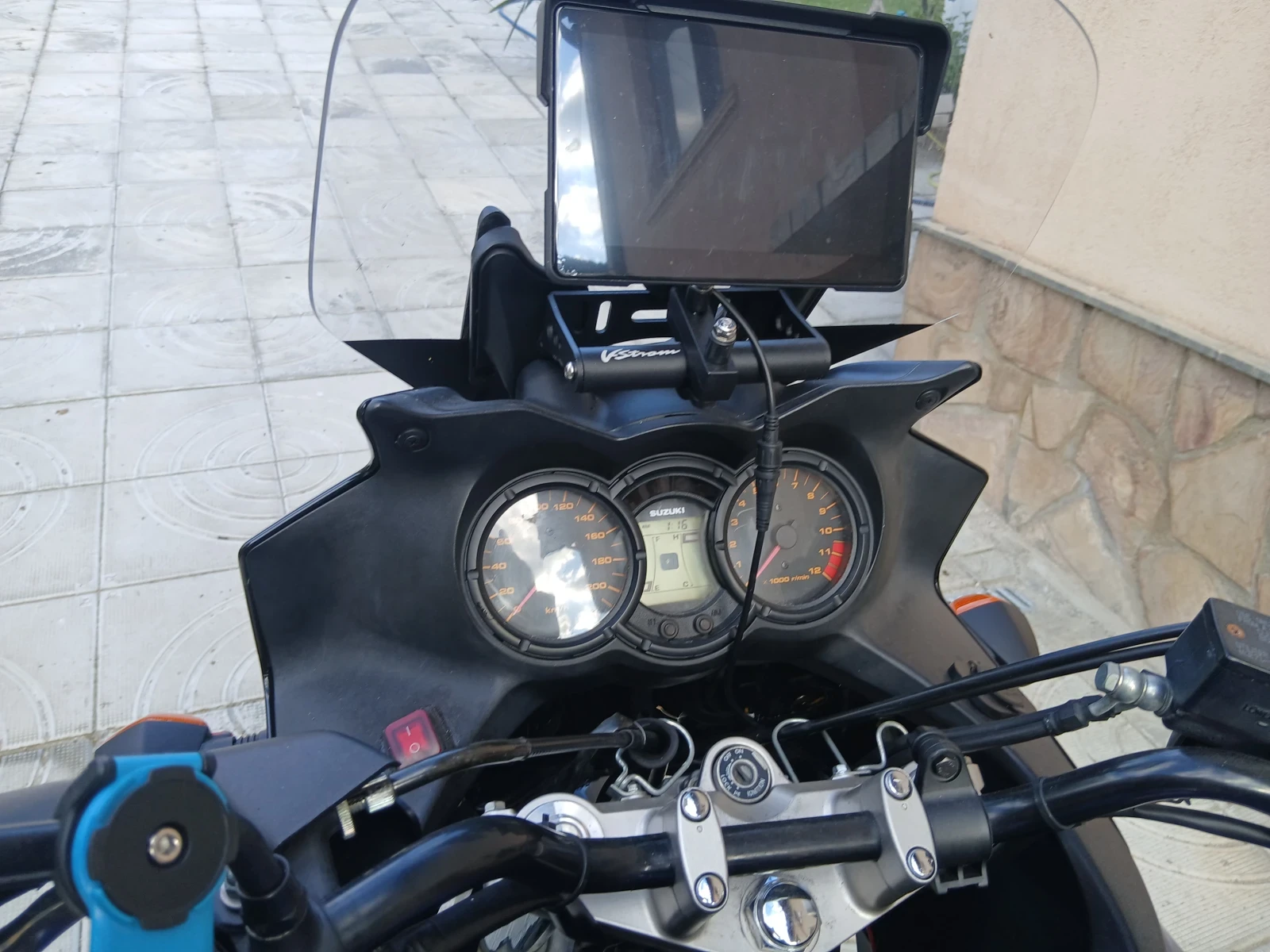 Suzuki V-strom, снимка 6 - Мотоциклети и мототехника - 56598187