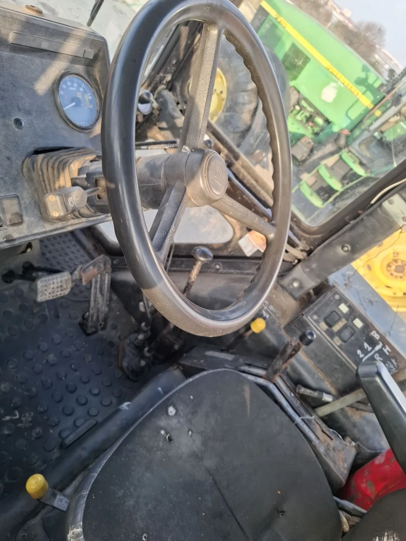 Трактор Беларус, снимка 8 - Селскостопанска техника - 52641935