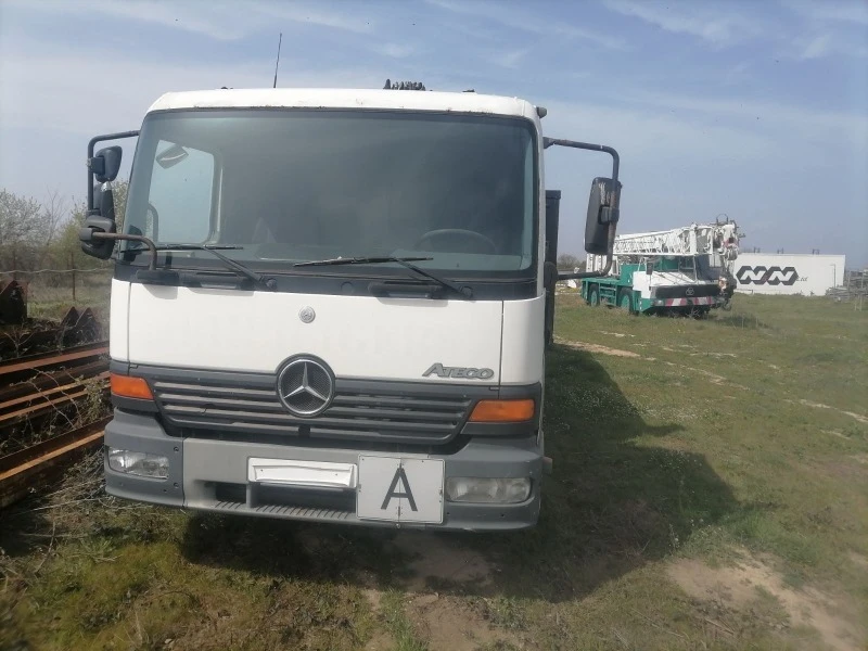 Автокран Mercedes-Benz ATEGO - кран HIAB0719B3, снимка 2 - Индустриална техника - 47724207