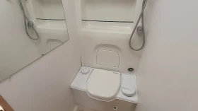 Каравана Chateau Calista 490, снимка 9