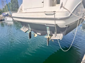 Моторна яхта Maxum 3500, снимка 10