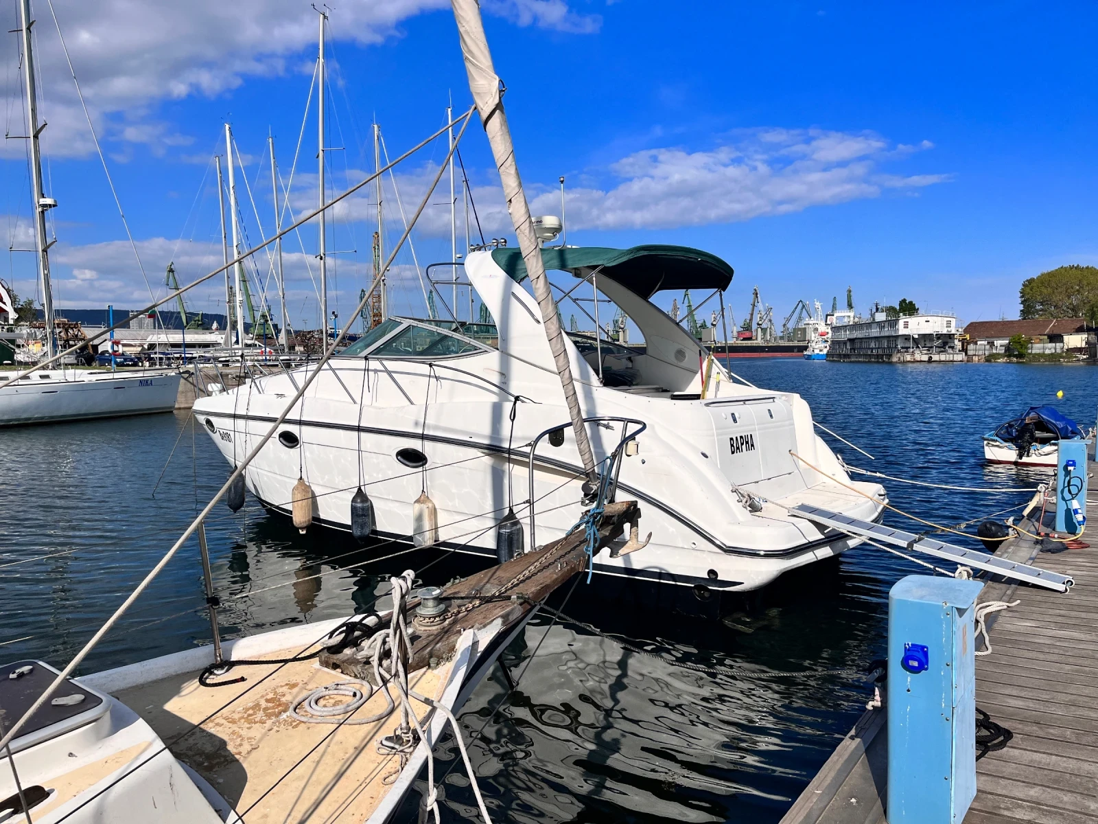 ������� ���� Maxum 3500 | Mobile.bg � ����������� 13