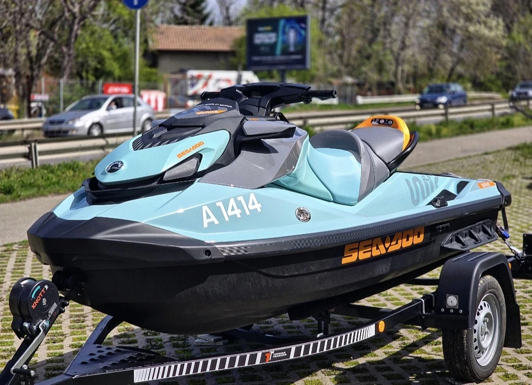 Джет Bombardier Sea Doo Wake  - изображение 2