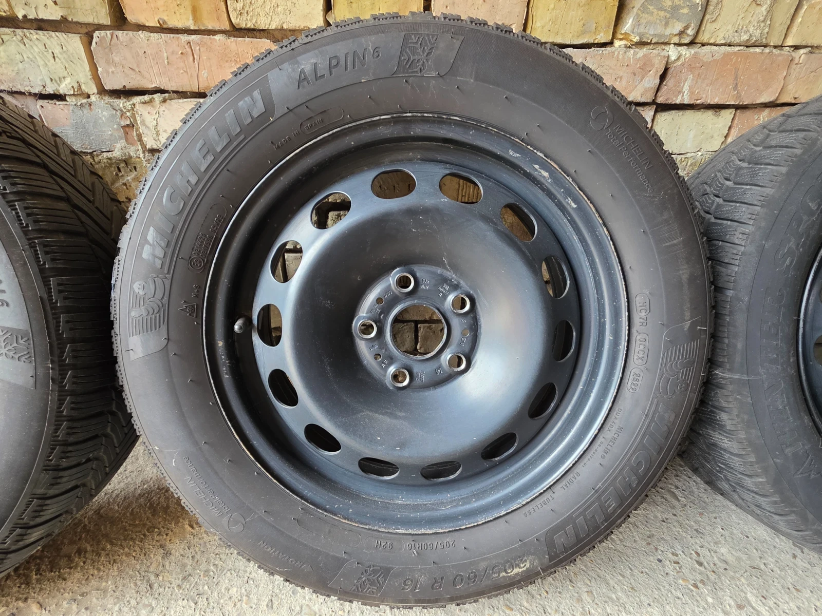 ���� � ������ 205/60R16 �� VW | Mobile.bg � ����������� 3