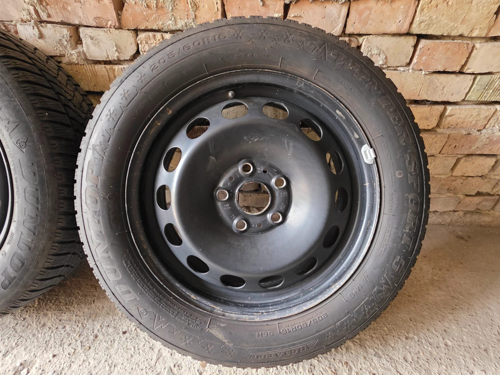 ���� � ������ 205/60R16 �� VW | Mobile.bg � ����������� 5