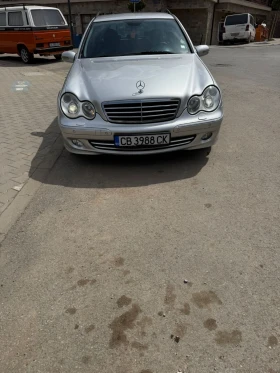 Mercedes-Benz C 320 С 320, ОТЛИЧЕН ЗА ГОДИНИТЕ СИ! , снимка 3