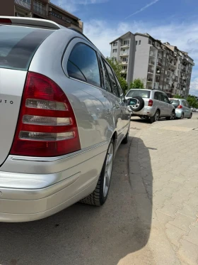 Mercedes-Benz C 320 С 320, ОТЛИЧЕН ЗА ГОДИНИТЕ СИ! , снимка 6