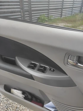 Mitsubishi Grandis 6 местен , снимка 5