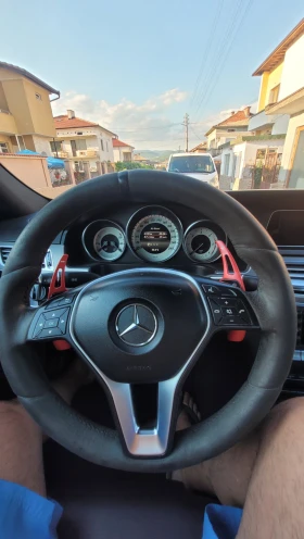 Mercedes-Benz E 220, снимка 3