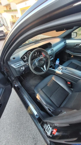 Mercedes-Benz E 220, снимка 7