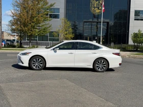 Lexus ES * 300h * CARFAX * ОПЦИЯ ЗА ФИНАНСИРАНЕ, снимка 2