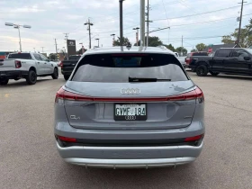 Audi E-Tron Q4 Quattro Progressiv  CARFAX, снимка 4