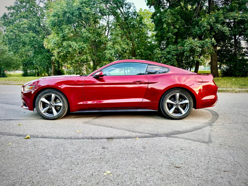 Ford Mustang 3.7 Лизинг , снимка 8 - Автомобили и джипове - 46305133