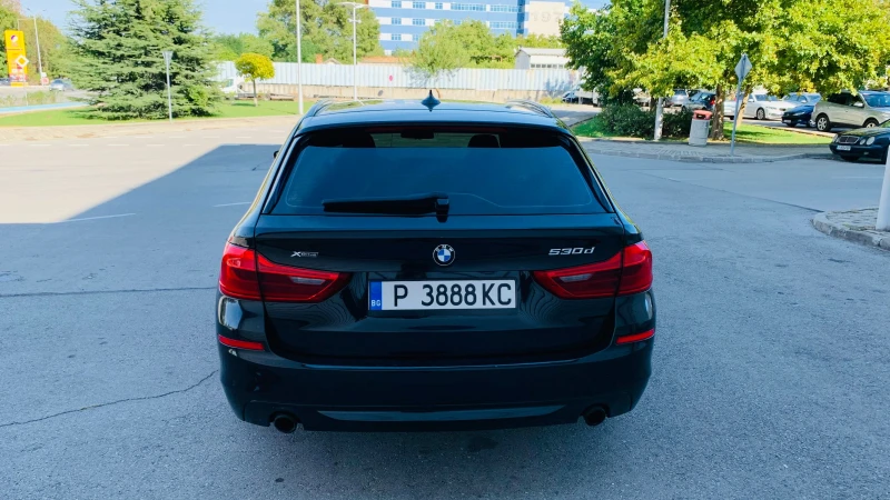 BMW 530 xDrive, снимка 4 - Автомобили и джипове - 47514582