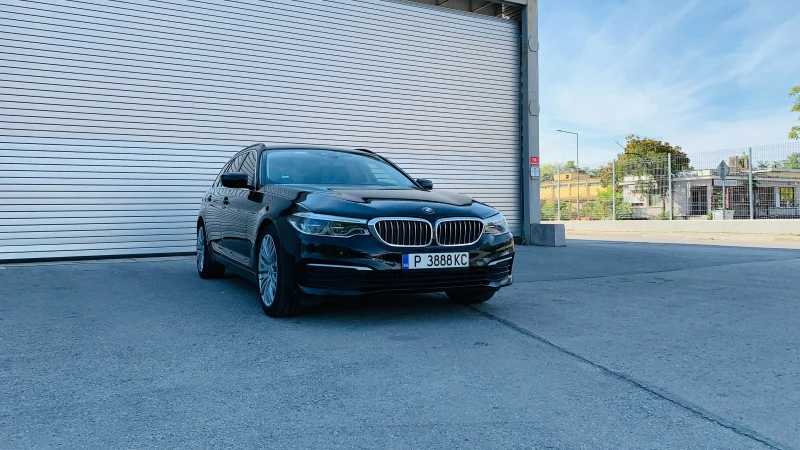 BMW 530 xDrive, снимка 1 - Автомобили и джипове - 47514582