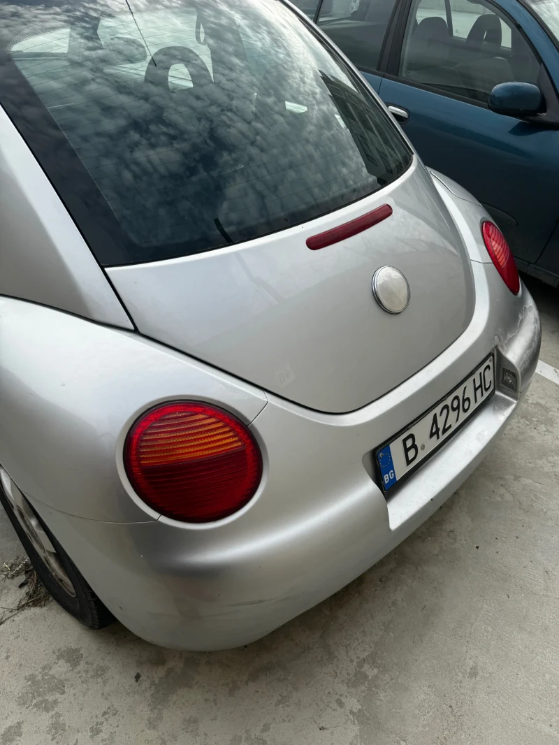 VW New beetle, снимка 3 - Автомобили и джипове - 47570668