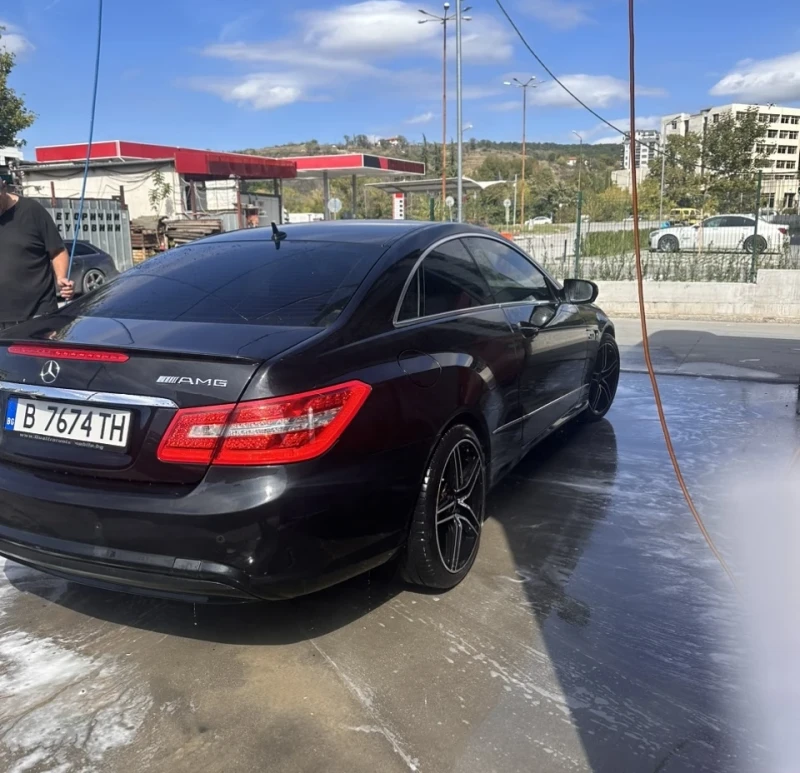 Mercedes-Benz E 250 CDI, AMG, снимка 3 - Автомобили и джипове - 47837550