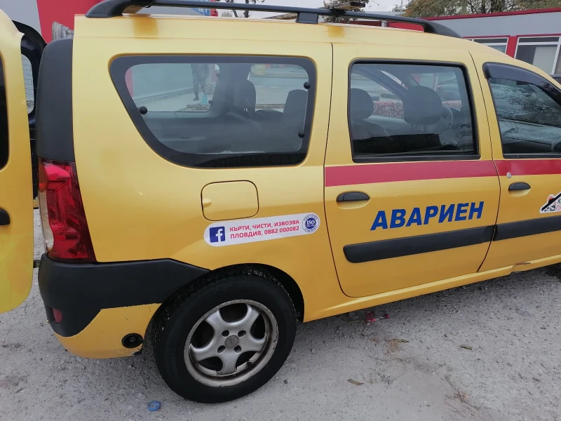 Dacia Logan, снимка 8 - Автомобили и джипове - 48403302