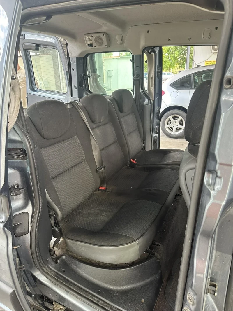 Citroen Berlingo 1, 6 hdi, снимка 9 - Автомобили и джипове - 48782825