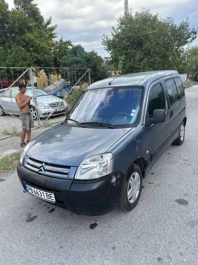 Citroen Berlingo 1, 6 hdi, снимка 6 - Автомобили и джипове - 49510766