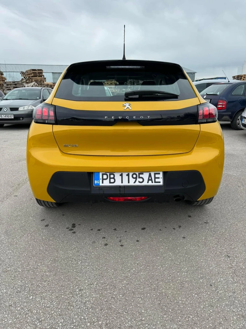 Peugeot 208 1.2 , снимка 16 - Автомобили и джипове - 53148167