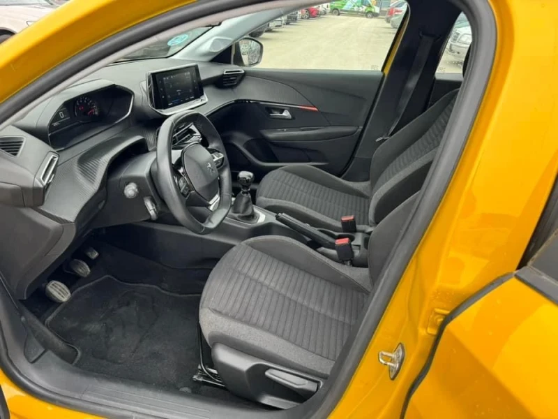 Peugeot 208 1.2 , снимка 3 - Автомобили и джипове - 53148167