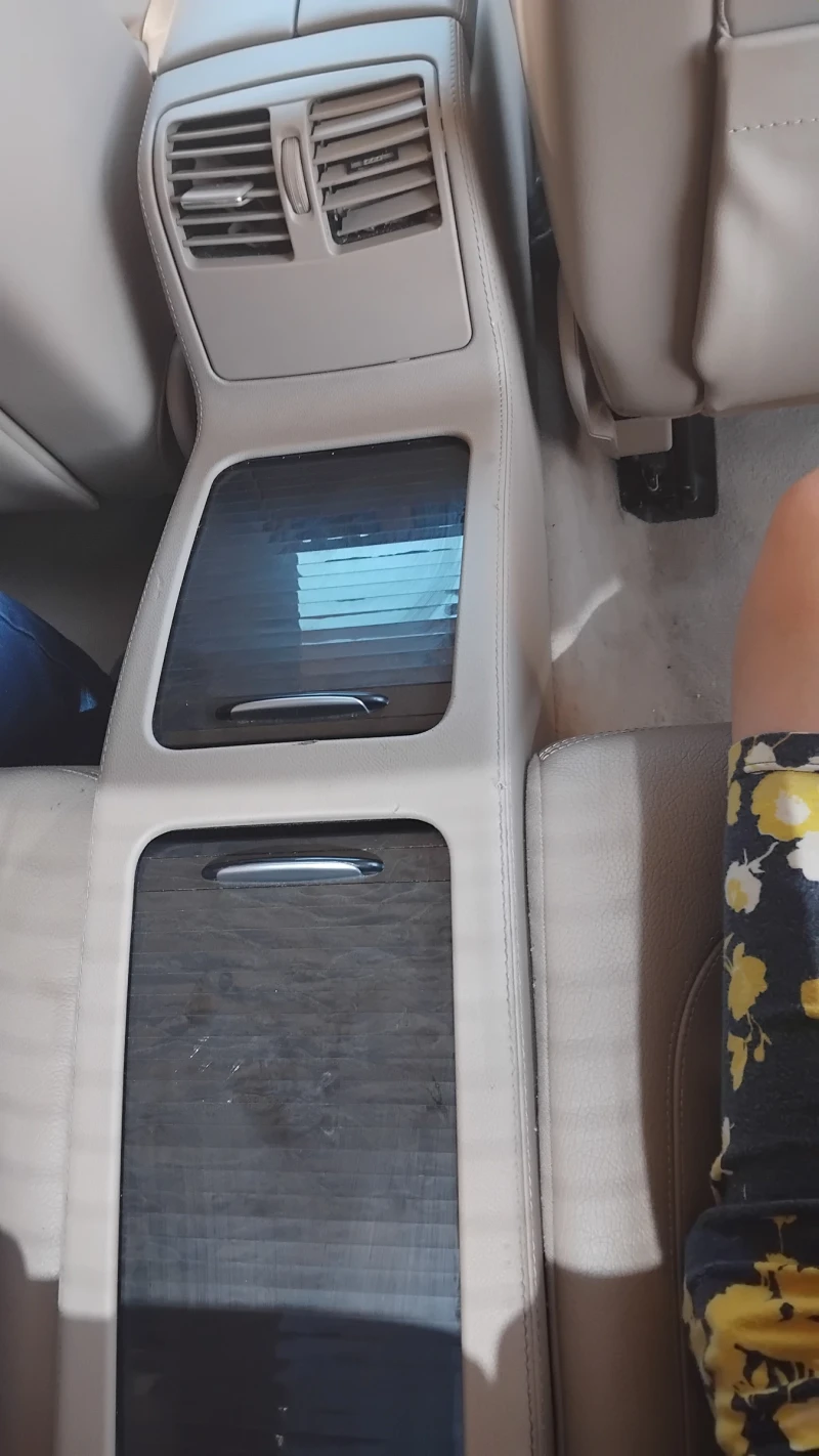 Mercedes-Benz CLA 350 AMG, снимка 12 - Автомобили и джипове - 52425843