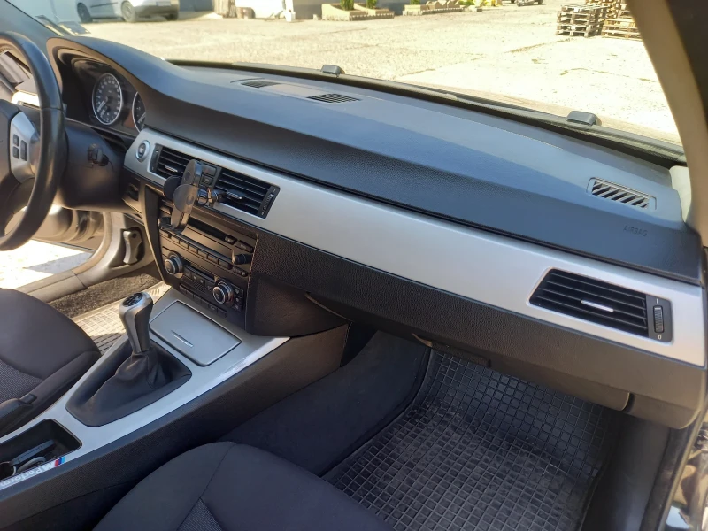 BMW 318, снимка 8 - Автомобили и джипове - 51242383