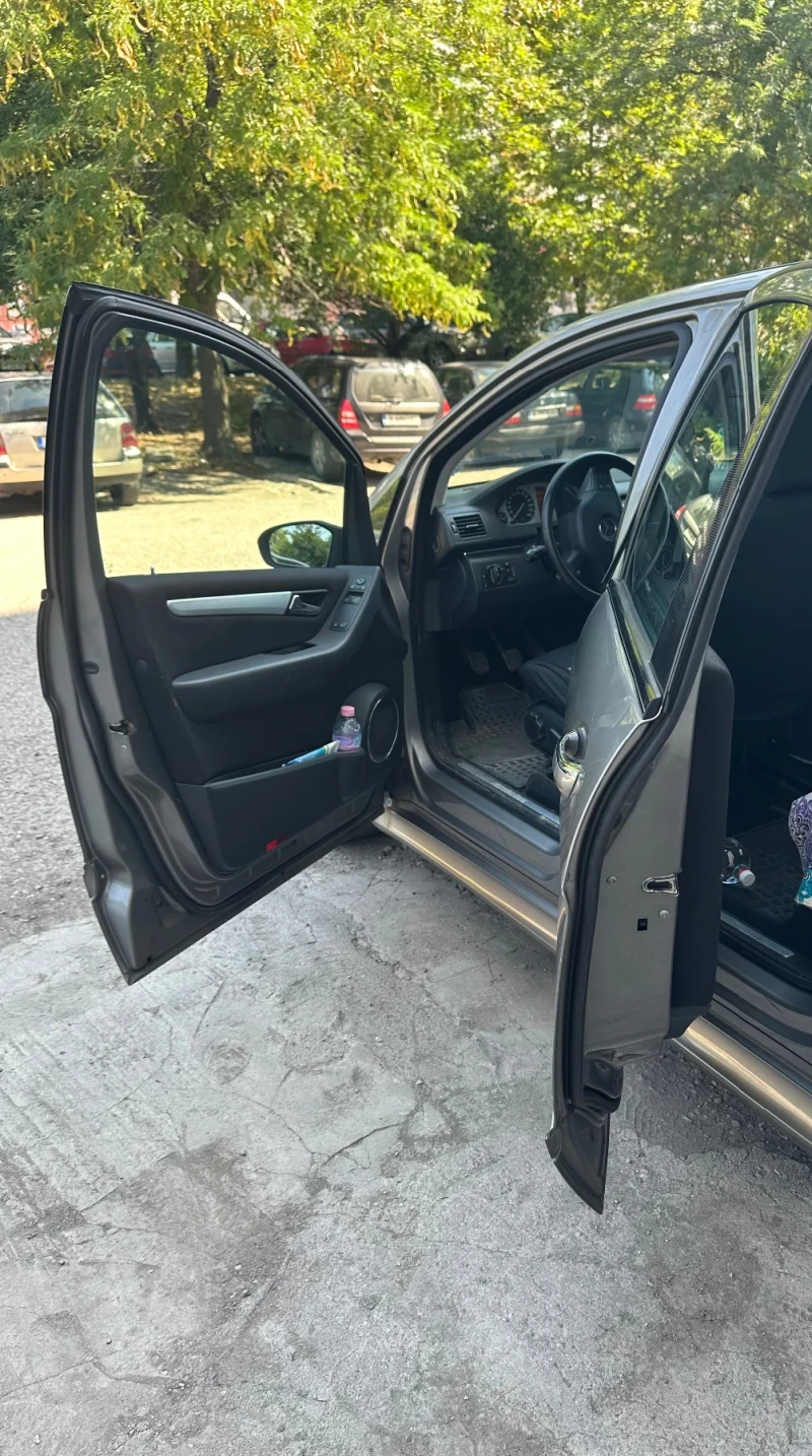 Mercedes-Benz B 200, снимка 5 - Автомобили и джипове - 52524826