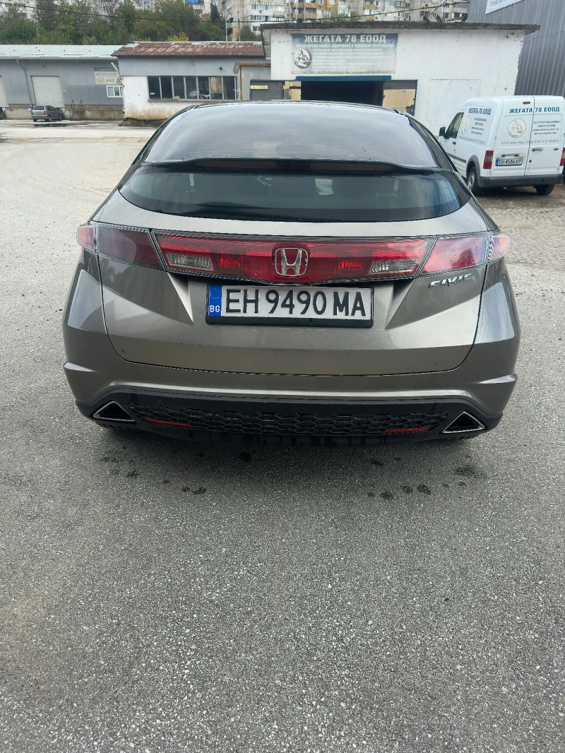Honda Civic, снимка 5 - Автомобили и джипове - 52554333