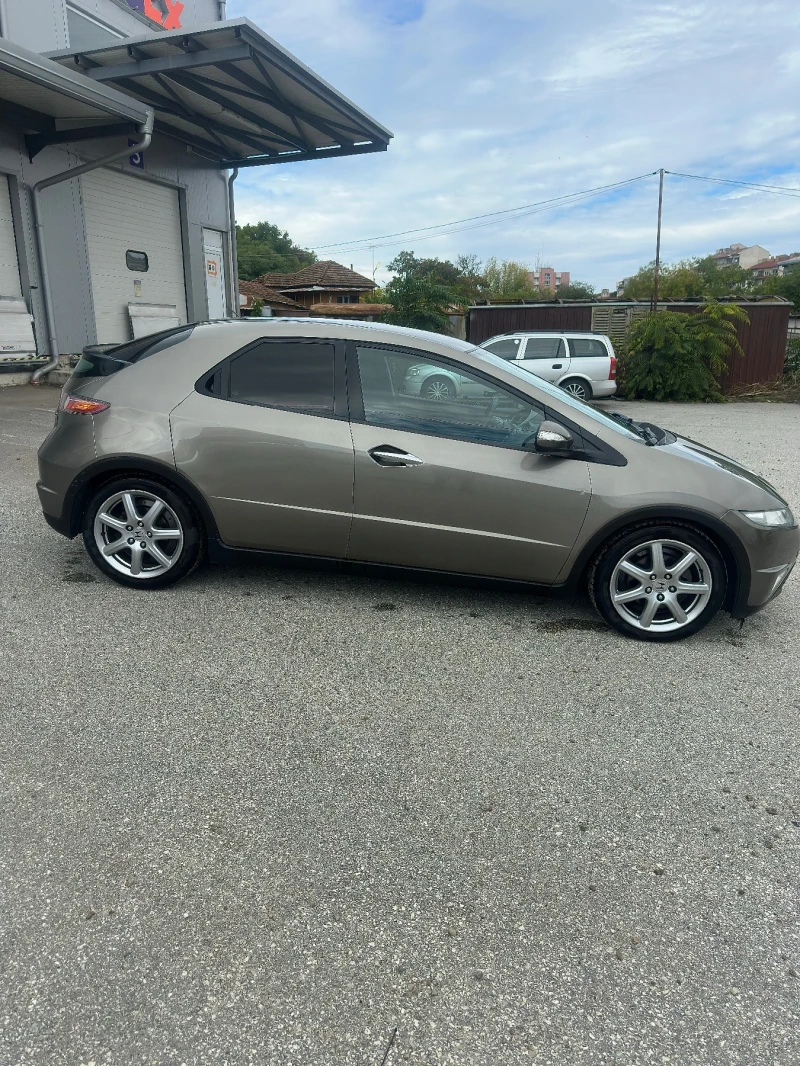 Honda Civic, снимка 3 - Автомобили и джипове - 52554333