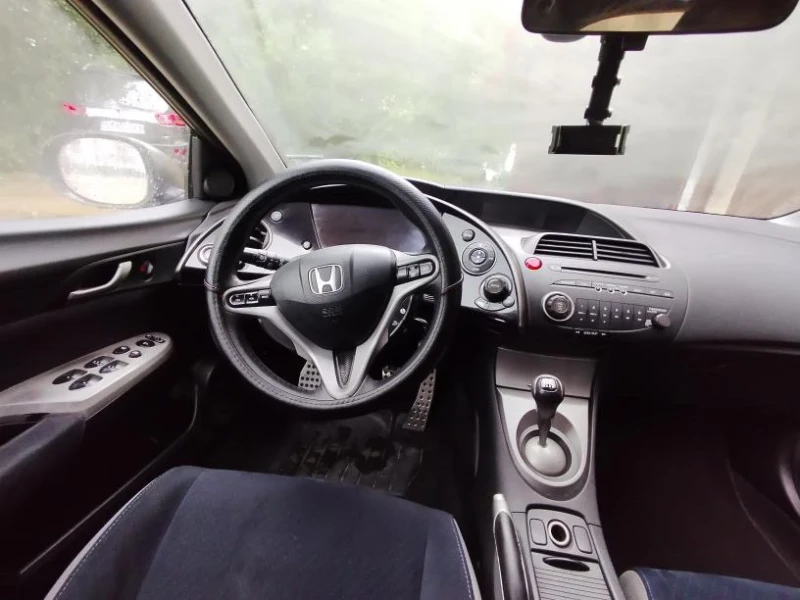 Honda Civic, снимка 6 - Автомобили и джипове - 52554333