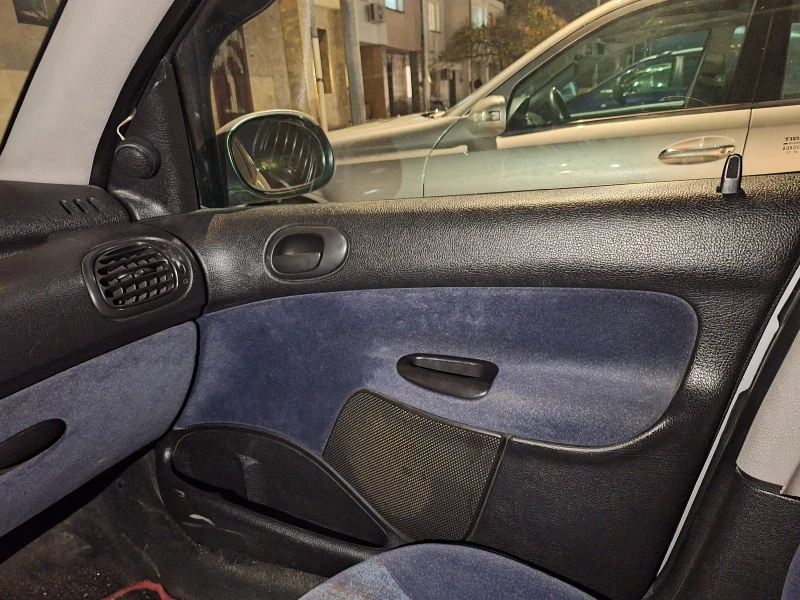 Peugeot 206 KuLata e za casti , снимка 7 - Автомобили и джипове - 52540688