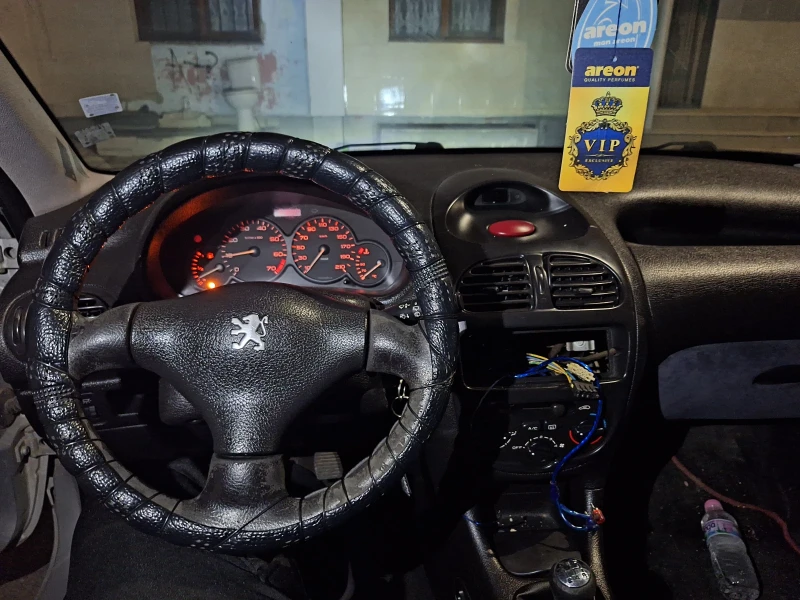 Peugeot 206 KuLata e za casti , снимка 6 - Автомобили и джипове - 52540688