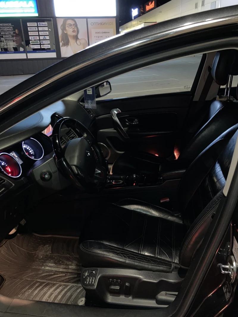 Renault Latitude 3000 DCI INITIALE, снимка 12 - Автомобили и джипове - 52958971