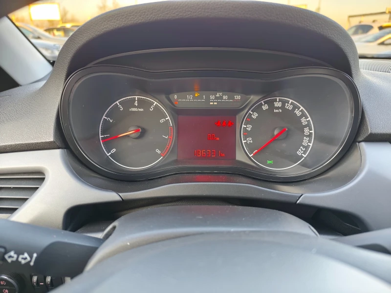 Opel Corsa 1.4i ФАБРИЧНА ГАЗ, снимка 14 - Автомобили и джипове - 53169537