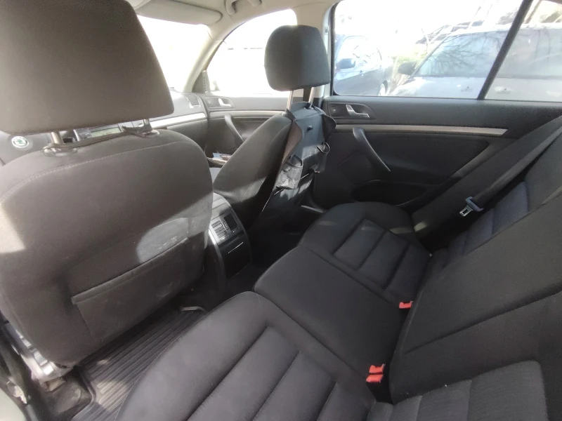 Skoda Octavia Tsi, снимка 4 - Автомобили и джипове - 53220390