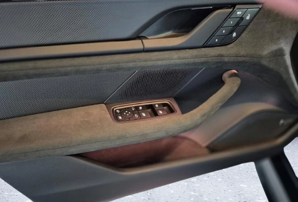 Porsche Taycan GTS Sport Turismo = Air Suspension = Гаранция, снимка 6 - Автомобили и джипове - 54046543
