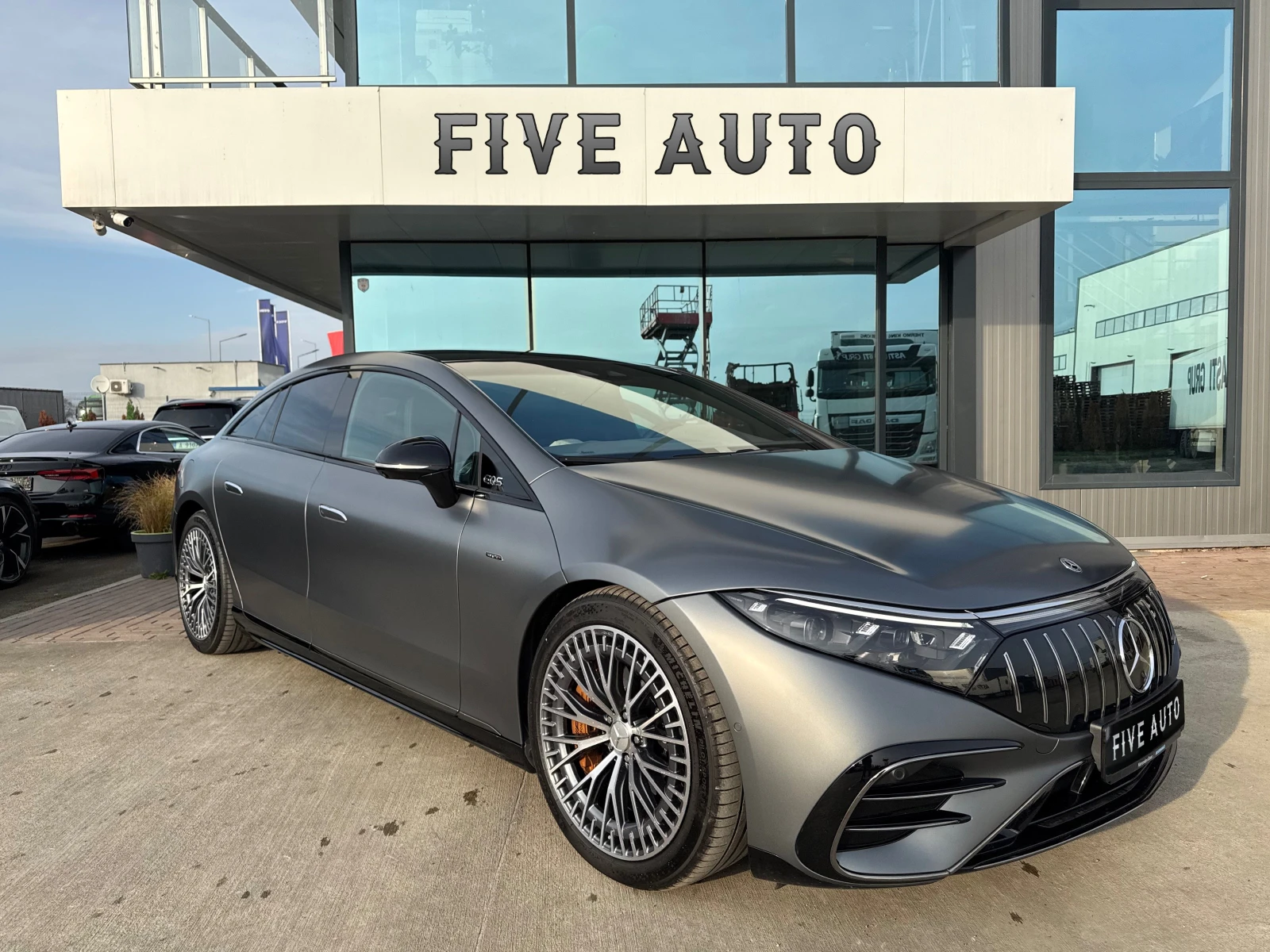 Mercedes-Benz EQS 53 AMG 4MATIC+ / ГАРАНЦИЯ ДО 03.2025 / CARBON CER., снимка 1