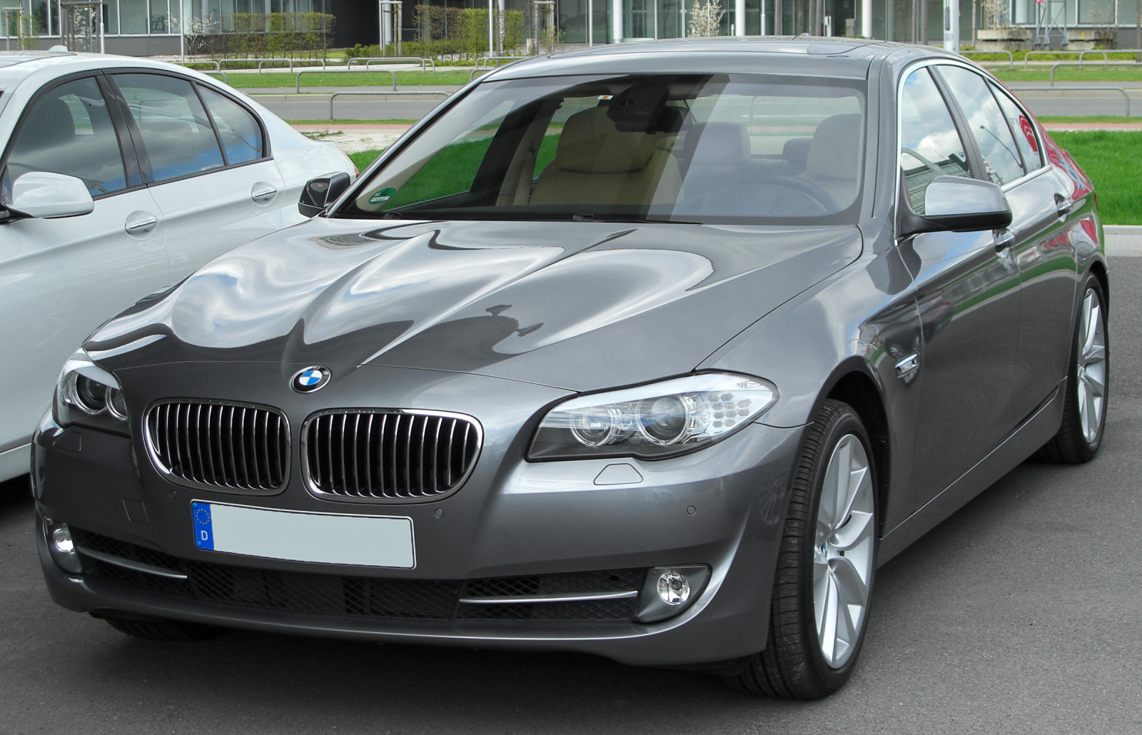 BMW 535 X-drive - изображение 1