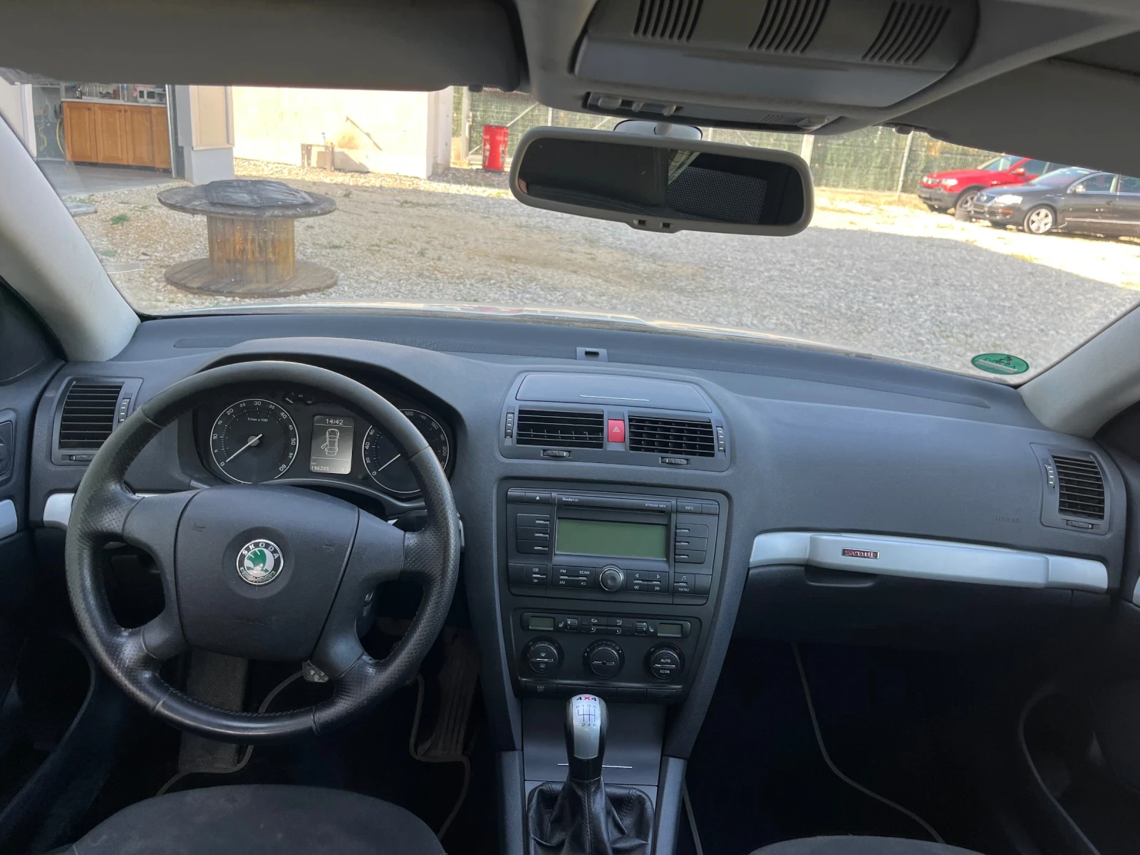 Skoda Octavia Scout 2.0TDI - изображение 9
