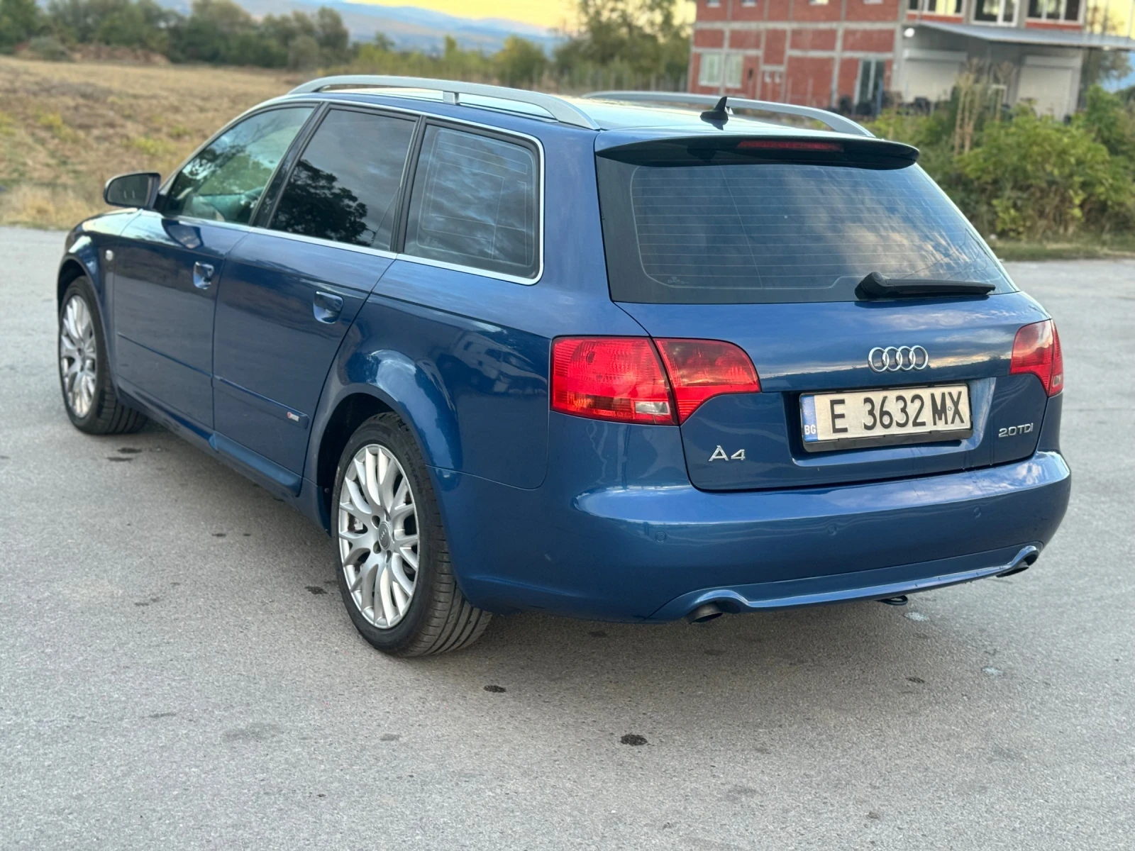Audi A4 S line - изображение 6