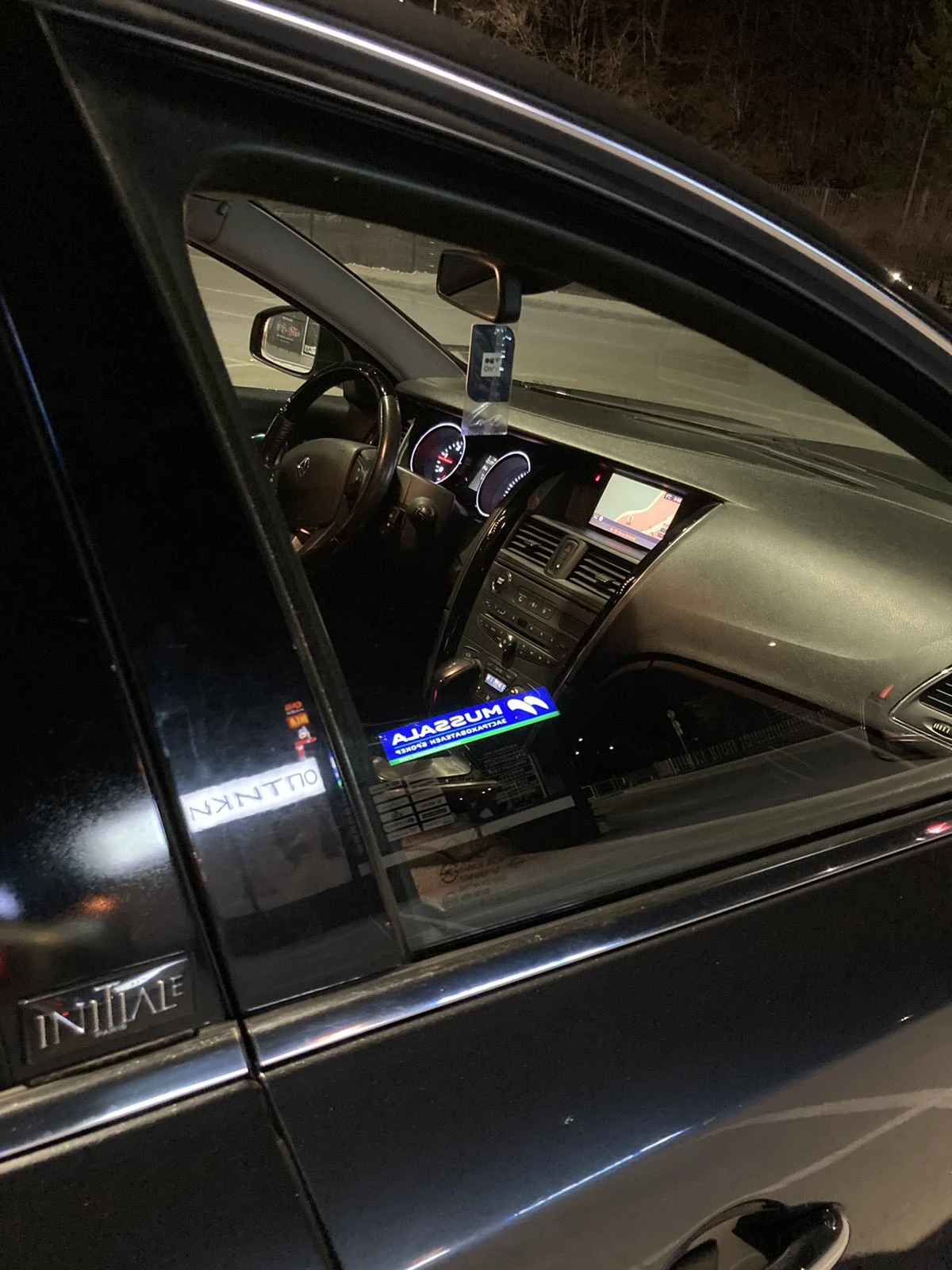 Renault Latitude 3000 DCI INITIALE | Mobile.bg � ����������� 11