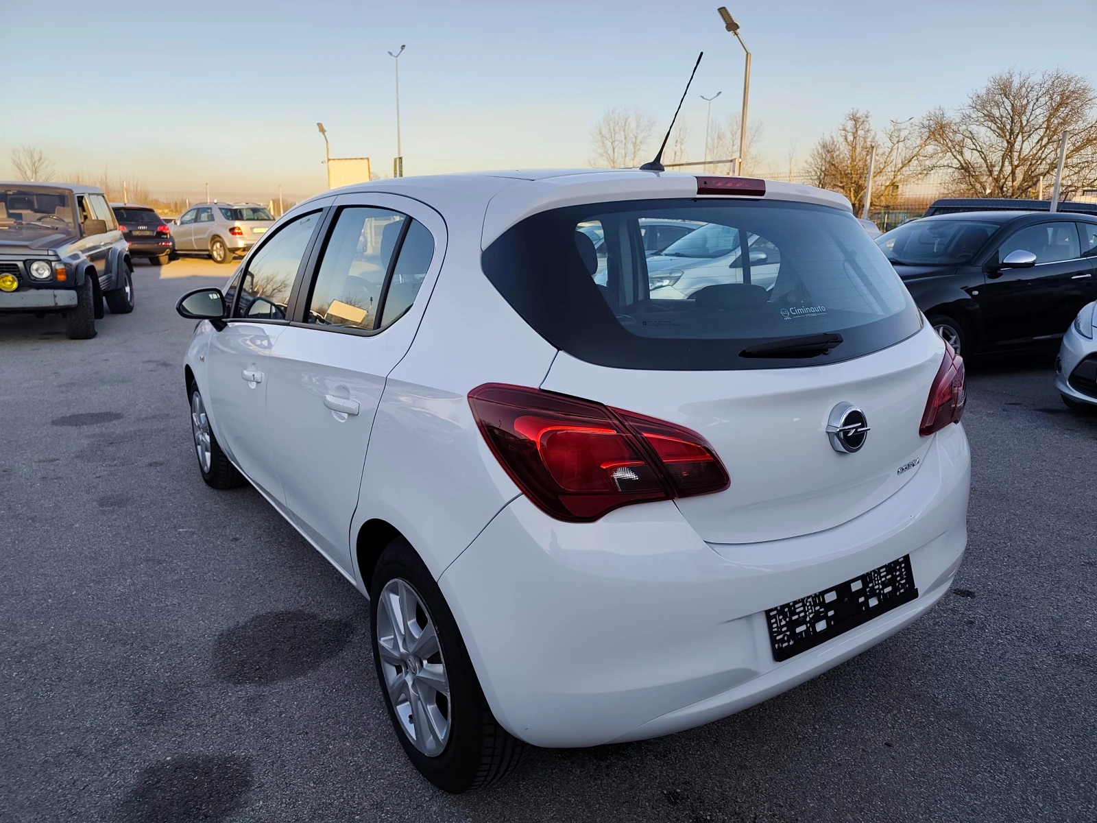 Opel Corsa 1.4i ФАБРИЧНА ГАЗ - изображение 5